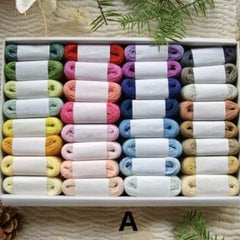 Temaricious - Limited Edition - 32 Natural Colours - Fine Threads Kit 2020 Merry