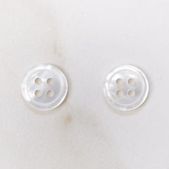 White Mother of Pearl Buttons 11.5 mm (No. 1704)